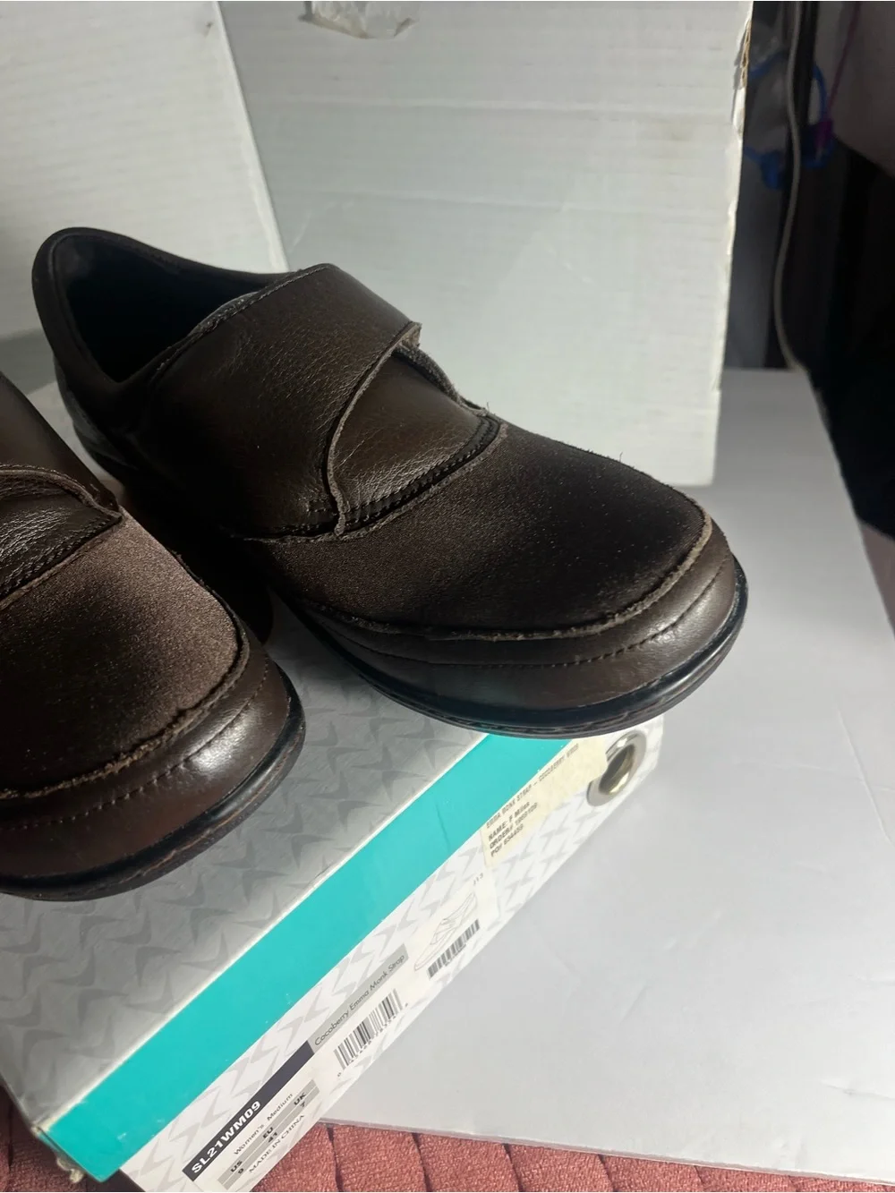 Aetrex Men's Brown Slip-On Comfort Loafers